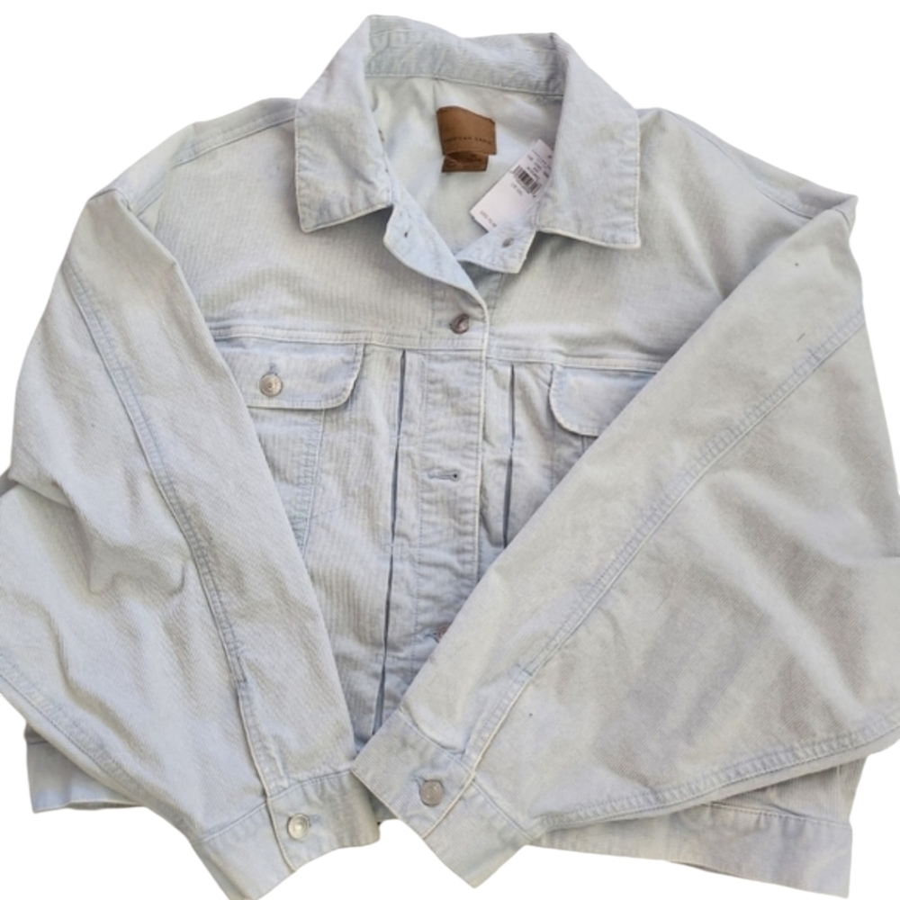 American Eagle Women's Light Blue Cropped Corduroy Jacket